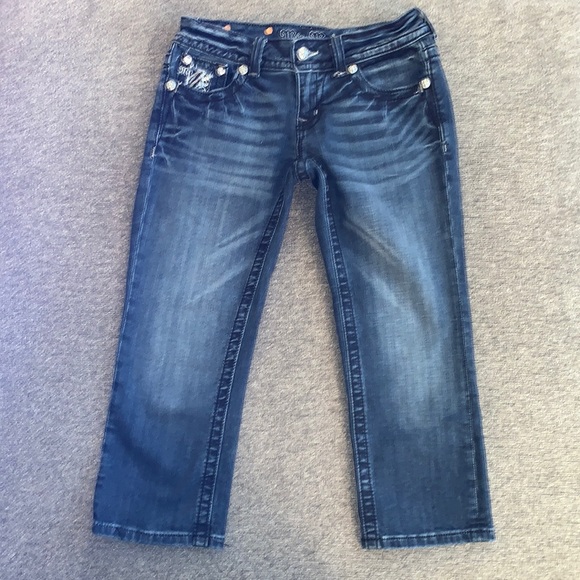 Miss Me Capris - Picture 2 of 10